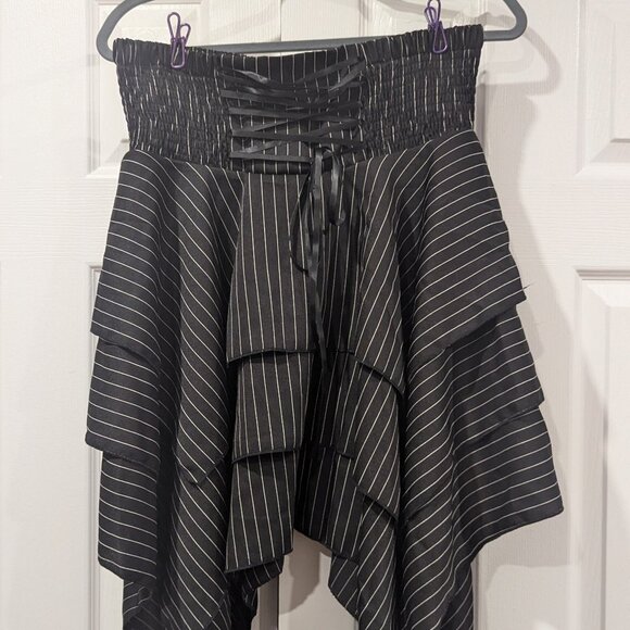 Black White Pinstripe Layered skirt with Corset detail size large - Picture 2 of 3